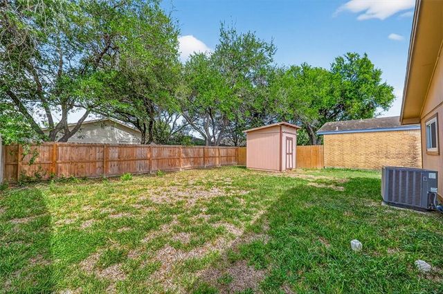 4710 Vail St, Corpus Christi, TX 78413