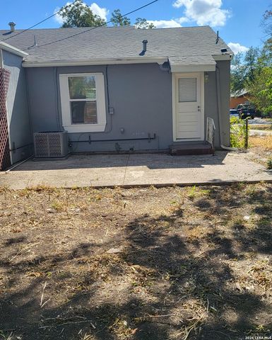 2443 W HUISACHE AVE, San Antonio, TX 78228