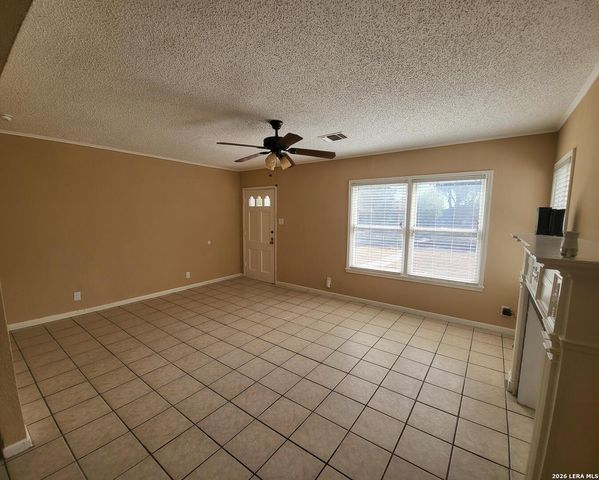 2443 W HUISACHE AVE, San Antonio, TX 78228