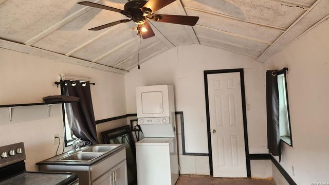 2443 W HUISACHE AVE, San Antonio, TX 78228