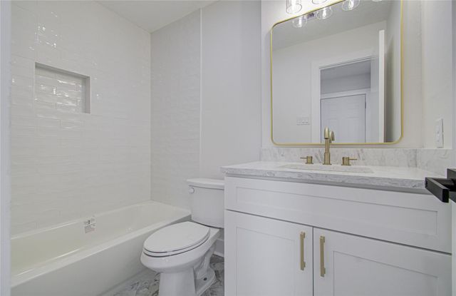 206 Needleleaf Lane, Sugar Land, TX 77479