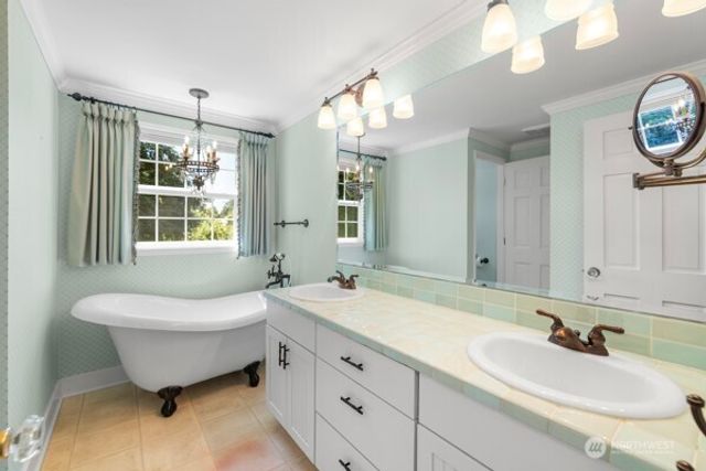 12360 Gull Drive, Burlington, WA 98233
