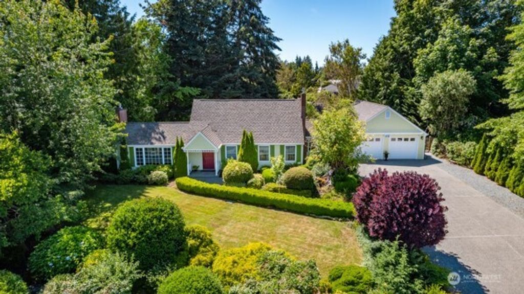 12360 Gull Drive, Burlington, WA 98233