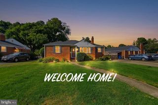 2906 BREEZY TER, Alexandria, VA 22303