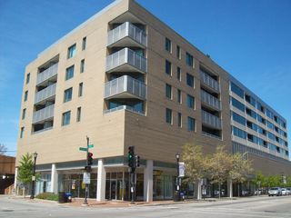 900 CHICAGO Avenue 410, Evanston, IL 60202