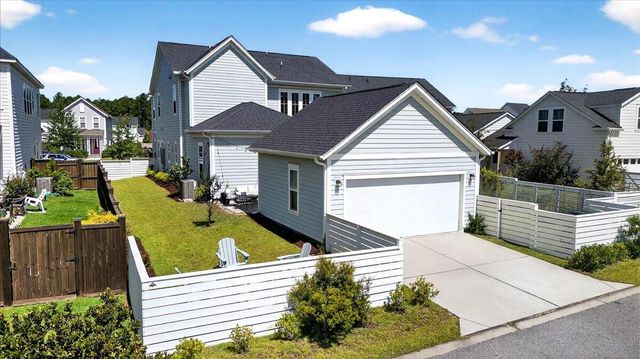285 Great Lawn Drive, Summerville, SC 29486