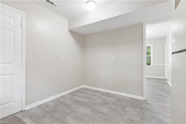 235 Dominion DR, Newport News, VA 23602