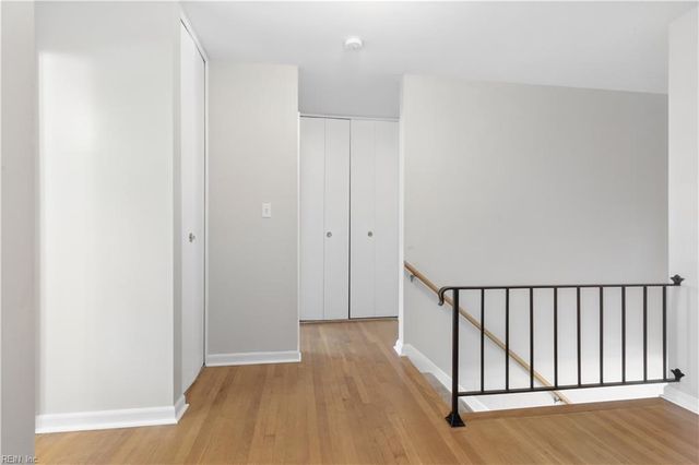 235 Dominion DR, Newport News, VA 23602