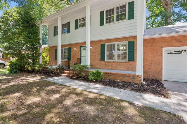 235 Dominion DR, Newport News, VA 23602