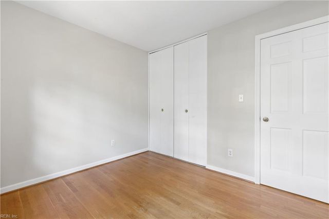 235 Dominion DR, Newport News, VA 23602