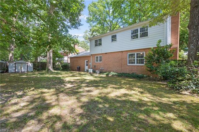 235 Dominion DR, Newport News, VA 23602