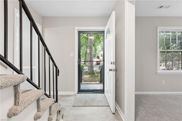 235 Dominion DR, Newport News, VA 23602