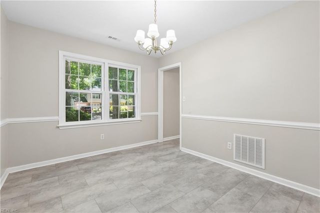 235 Dominion DR, Newport News, VA 23602