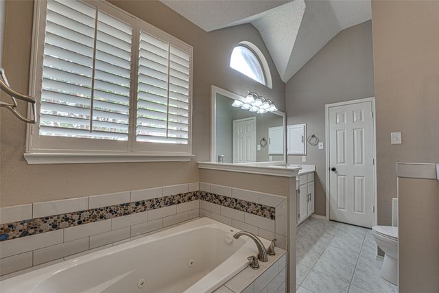 1825 Ambrose Drive, Rowlett, TX 75089