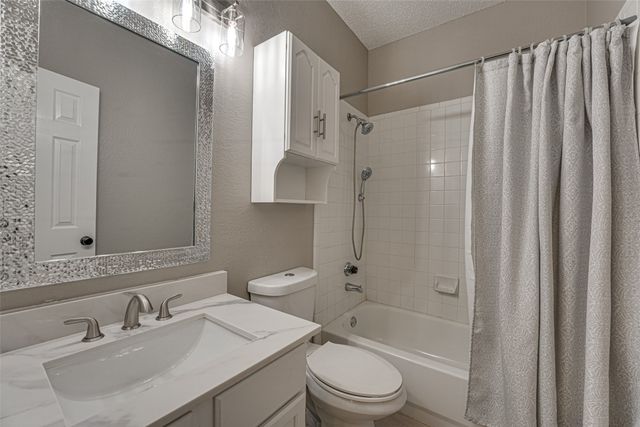 1825 Ambrose Drive, Rowlett, TX 75089