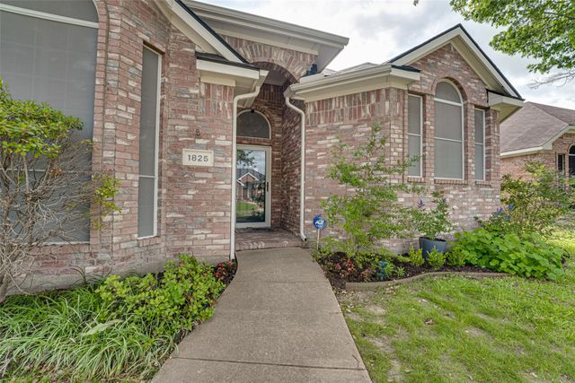 1825 Ambrose Drive, Rowlett, TX 75089