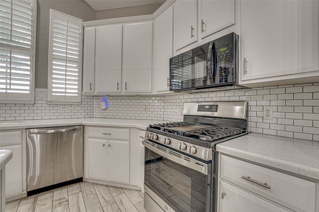 1825 Ambrose Drive, Rowlett, TX 75089