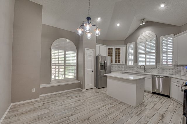 1825 Ambrose Drive, Rowlett, TX 75089