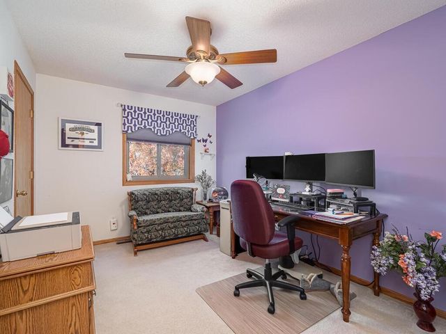 9106 Dunbar Knoll N, Brooklyn Park, MN 55443