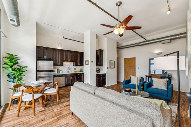 1516 S WABASH Avenue 805, Chicago, IL 60605