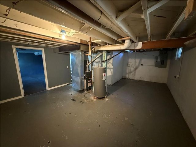 3801 Myrtle Avenue, Kansas City, MO 64128