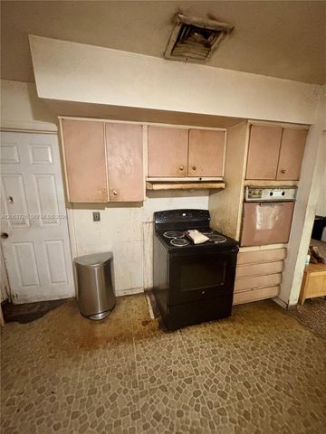 5300 SW 103rd Place, Miami, FL 33165