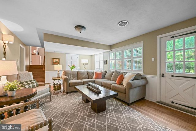 290 FOREST HILLS CIR, Devon, PA 19333