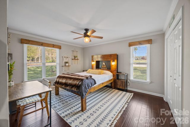 5218 Glenwood Street, Sherrills Ford, NC 28673