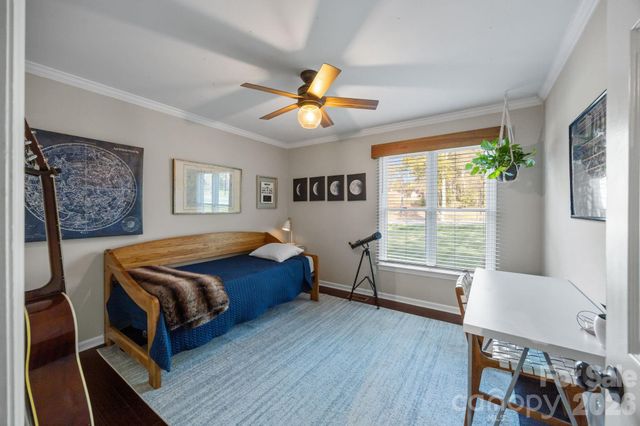 5218 Glenwood Street, Sherrills Ford, NC 28673