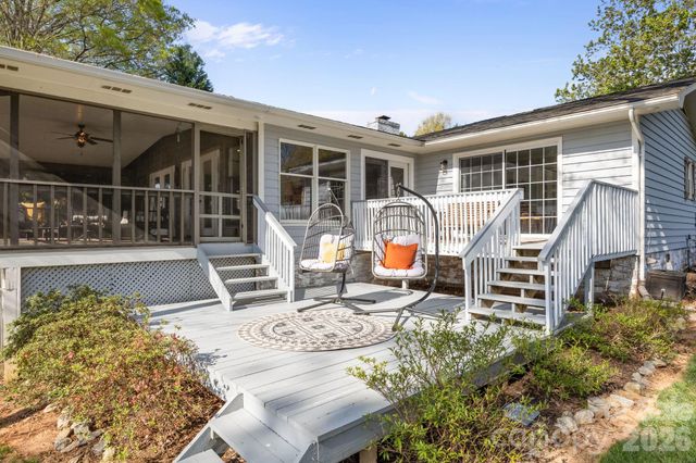 5218 Glenwood Street, Sherrills Ford, NC 28673