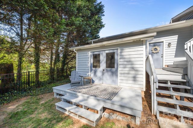 5218 Glenwood Street, Sherrills Ford, NC 28673