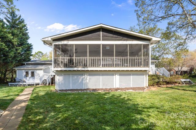 5218 Glenwood Street, Sherrills Ford, NC 28673