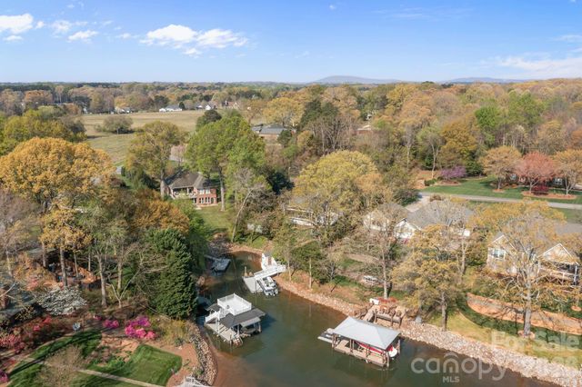 5218 Glenwood Street, Sherrills Ford, NC 28673