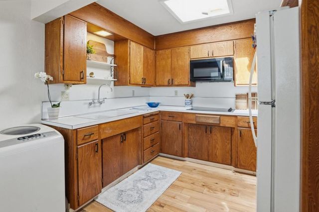 328 Main Street 13, Santa Cruz, CA 95060