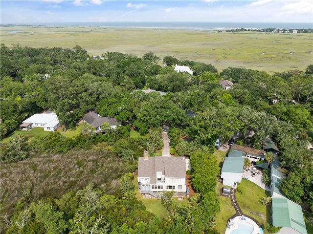 207 Military Road, St Simons Island, GA 31522