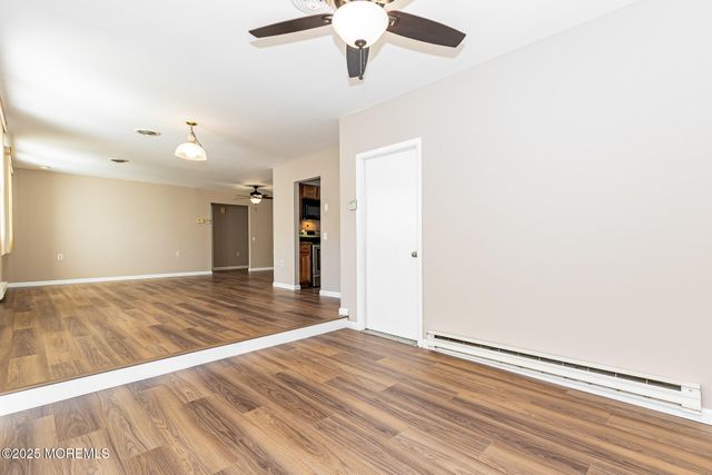 49 Westport Drive 71, Whiting, NJ 08759