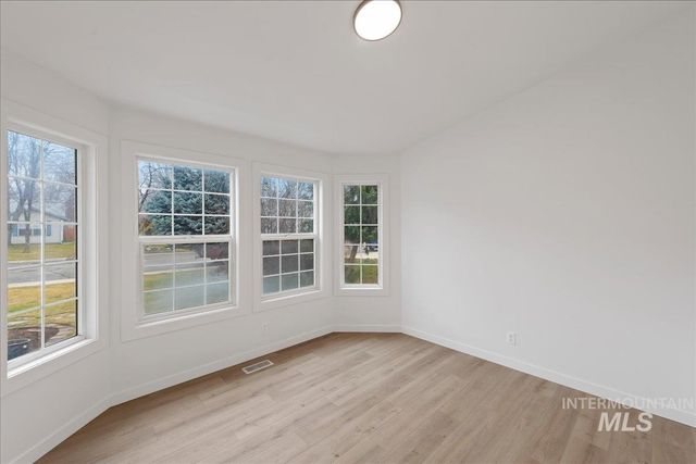 89 S Firwood Ave, Eagle, ID 83616