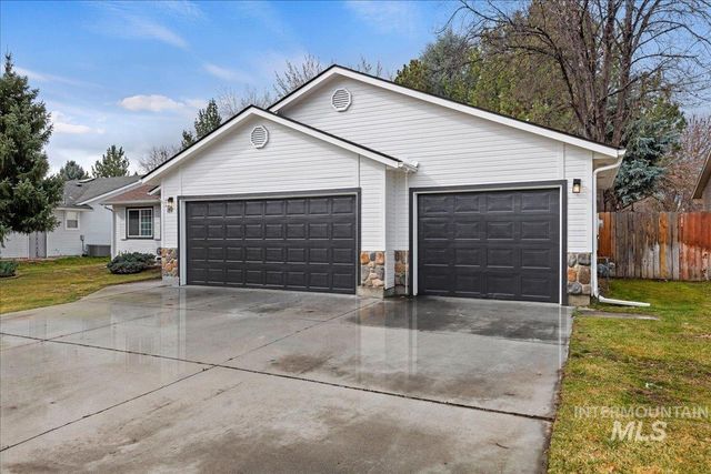 89 S Firwood Ave, Eagle, ID 83616