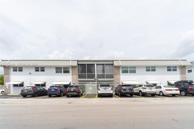1300 N 17th Avenue 108, Hollywood, FL 33020