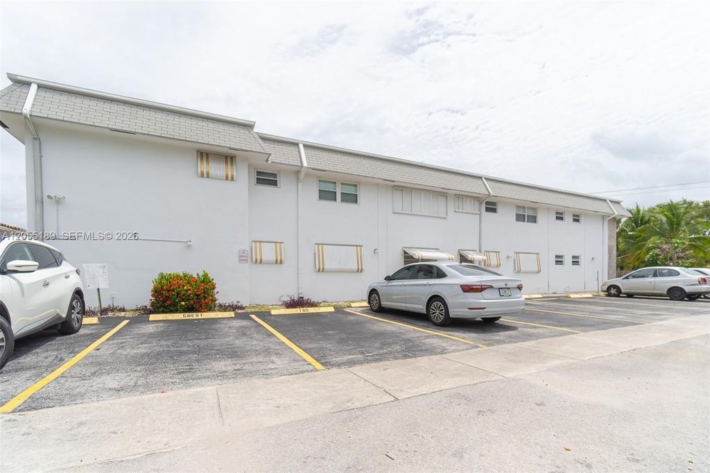 1300 N 17th Avenue 108, Hollywood, FL 33020