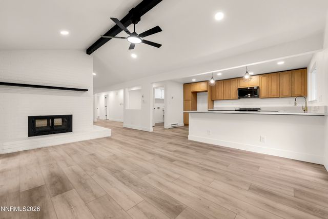 802 Lyell Way, Gardnerville, NV 89460