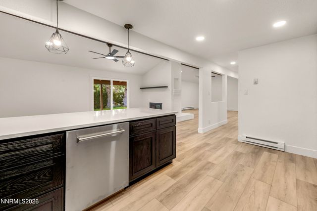 802 Lyell Way, Gardnerville, NV 89460