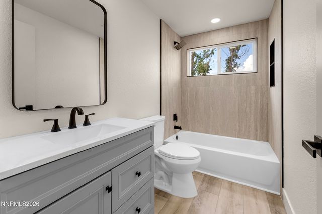 802 Lyell Way, Gardnerville, NV 89460