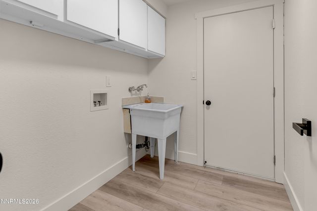 802 Lyell Way, Gardnerville, NV 89460