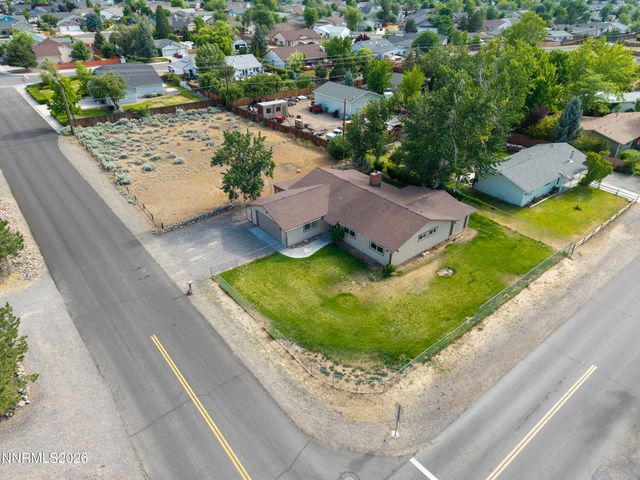 802 Lyell Way, Gardnerville, NV 89460