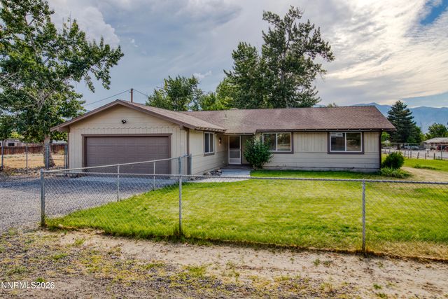 802 Lyell Way, Gardnerville, NV 89460