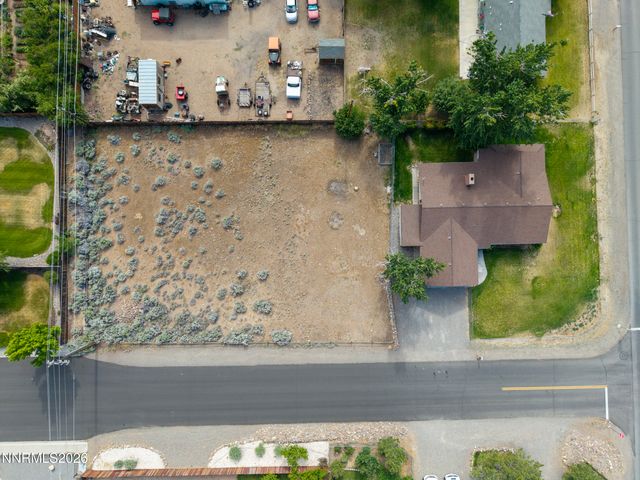 802 Lyell Way, Gardnerville, NV 89460