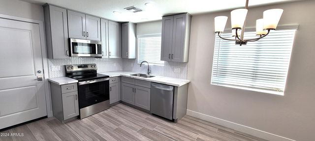 1107 N Wedgewood Drive, Mesa, AZ 85203