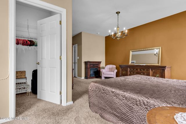 44 Kensington Road, Manchester, NJ 08759