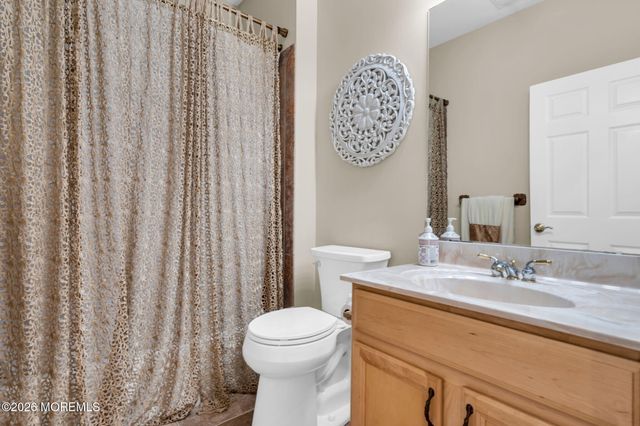 44 Kensington Road, Manchester, NJ 08759